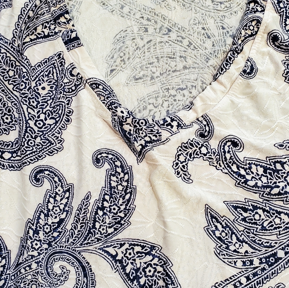 Paisley Blue and White Embroidered Tee - Picture 8 of 11